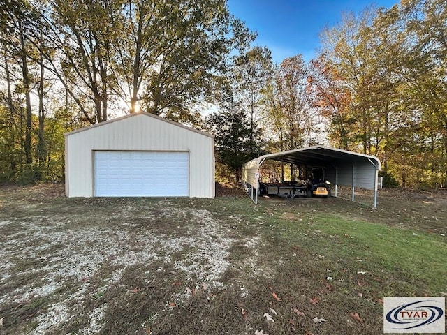 view of detached garage