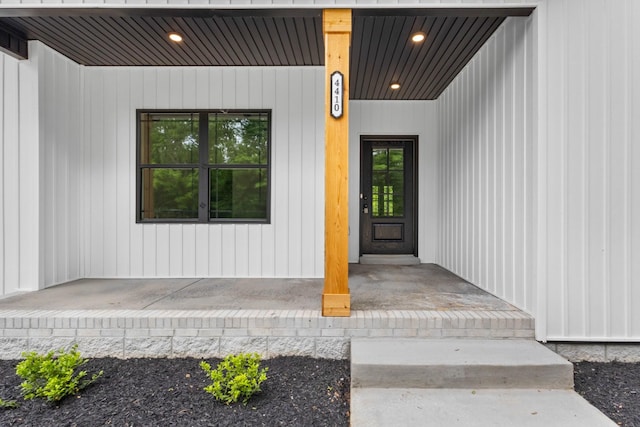 4410 Shiloh Canaan Rd, Palmyra, TN 37142 - doorway to property with a porch