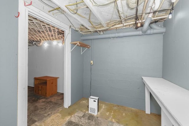 view of unfinished basement