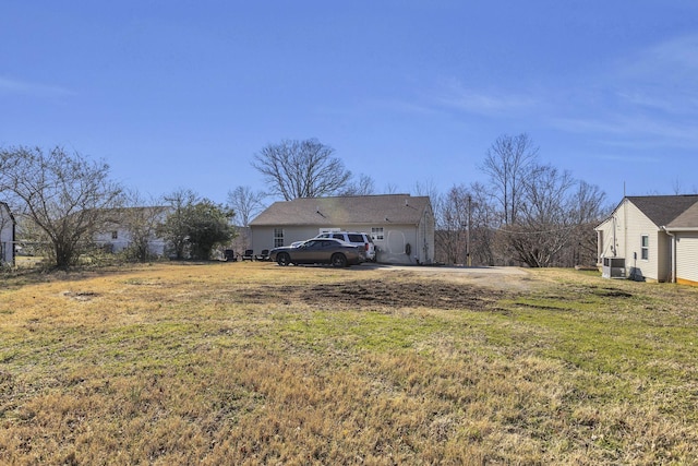 view of yard featuring central AC