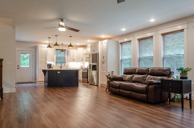 2999 Dugley Branch Dr, Bon Aqua, TN 37025