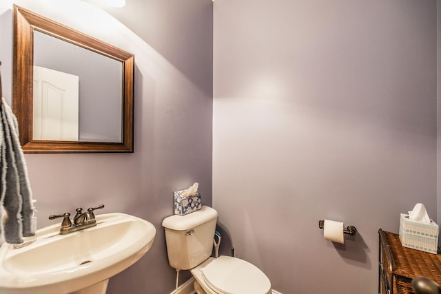 1013 Five Coves Trce, Gallatin, TN 37066 - bathroom featuring a sink and toilet
