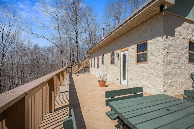 deck featuring outdoor dining space