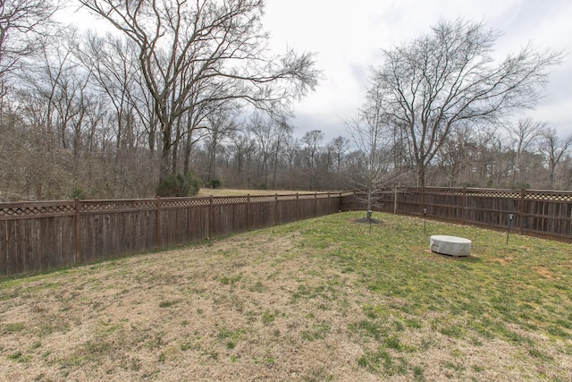 view of yard featuring a fenced backyard