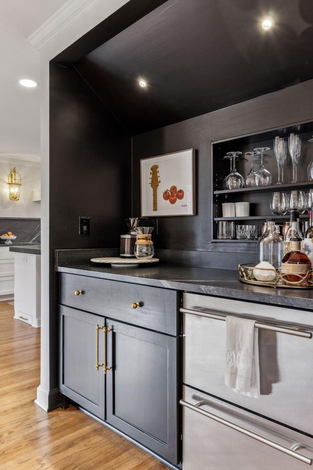 bar with recessed lighting, dishwashing machine, crown molding, and light wood finished floors