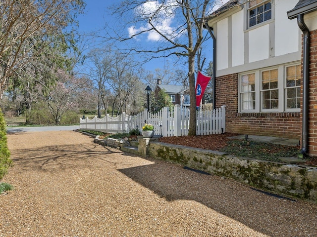 view of yard featuring a fenced front yard