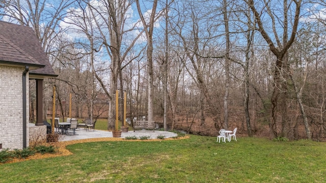 view of yard with a patio area