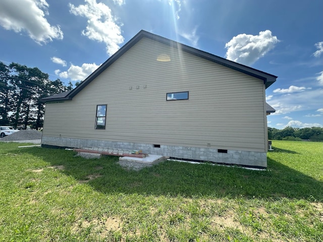 238 Thacker Rd, Grimsley, TN 38565 - view of side of property featuring crawl space and a yard