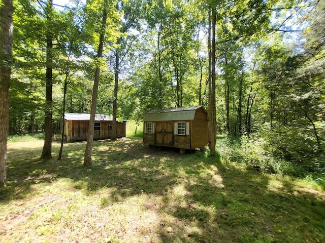 6704 Rockhouse Rd, Linden, TN 37096