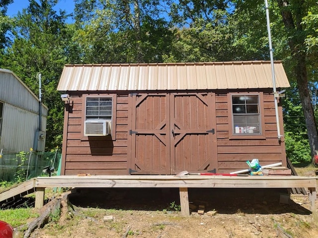 6704 Rockhouse Rd, Linden, TN 37096