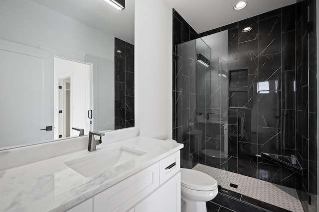1815 14th Ave N Unit B, Nashville, TN 37208 - full bath featuring recessed lighting, tiled shower, toilet, and vanity