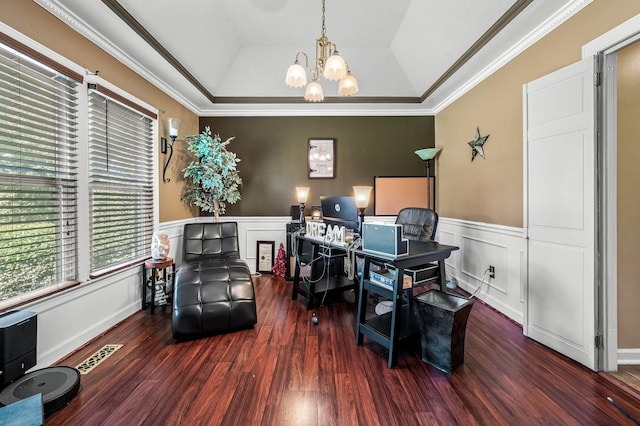 1712 Lake Grassland W, Gallatin, TN 37066 - home office featuring wood finished floors, visible vents, an inviting chandelier, crown molding, and a raised ceiling