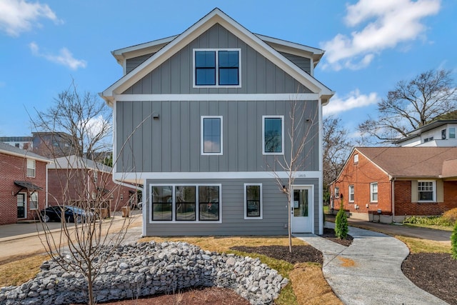 1815 Martin St Unit A, Nashville, TN 37203 - back of house featuring board and batten siding