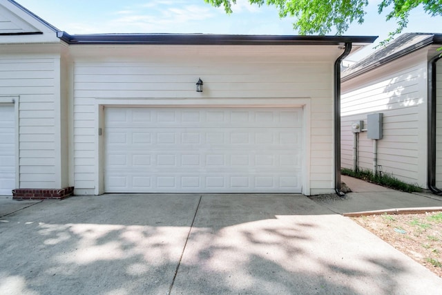 1007 State Blvd, Franklin, TN 37064 - garage with driveway