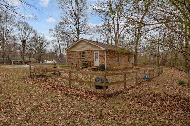 109 Robin Hood Rd, Dickson, TN 37055 - exterior space featuring fence