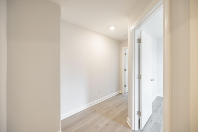 158 Oasis Dr, La Vergne, TN 37086 - hallway featuring light wood-style floors and baseboards