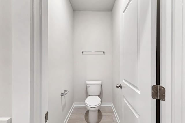 708 Brody Ct, Antioch, TN 37013 - bathroom featuring baseboards and toilet
