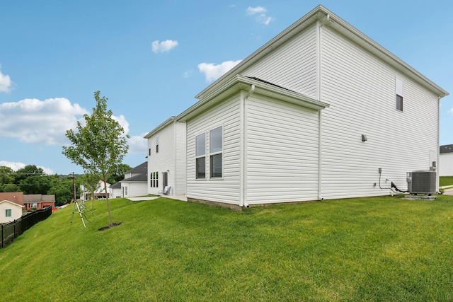 4220 Skyridge Dr, Nashville, TN 37207 - view of side of property featuring cooling unit