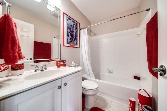 908 Plantation Blvd, Gallatin, TN 37066 - bathroom with tile patterned floors, toilet, shower / bath combo, and vanity