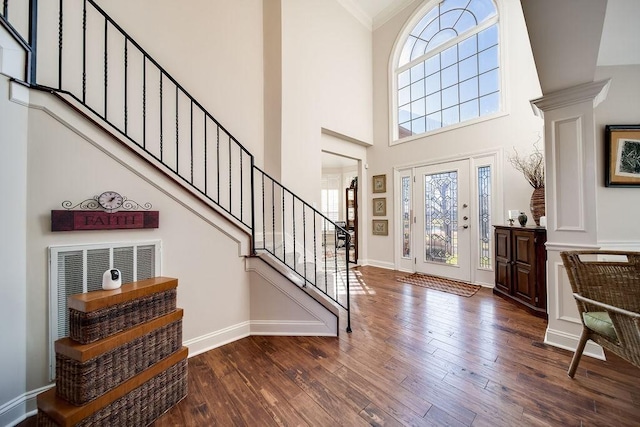 908 Plantation Blvd, Gallatin, TN 37066 - entrance foyer with a towering ceiling, stairs, baseboards, and hardwood / wood-style floors
