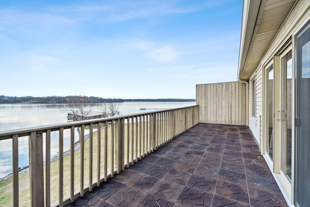 144 Tanasi Shr, Gallatin, TN 37066 - balcony with a water view