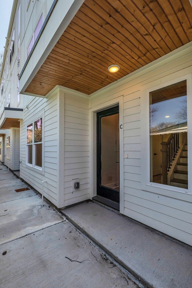 1016 W Kirkland Ave Unit C, Nashville, TN 37216 - doorway to property with a patio