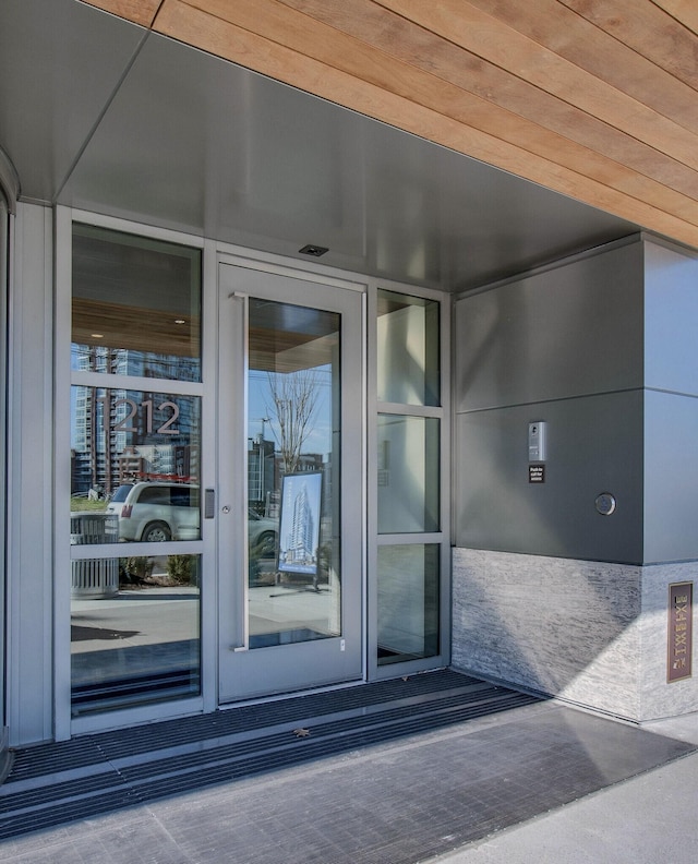 view of property entrance
