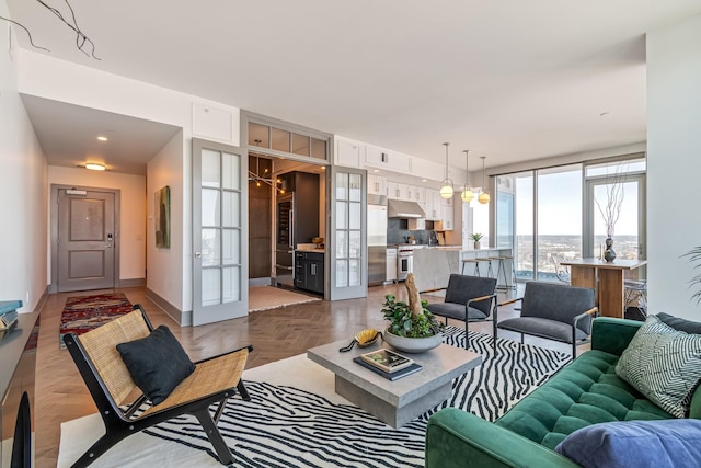 1616 W End Ave Unit 2602, Nashville, TN 37203 - living area with baseboards