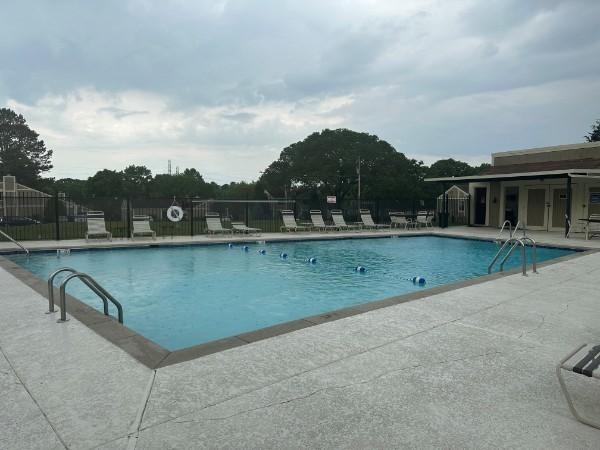 854 Todd Preis Dr, Nashville, TN 37221 - community pool with a patio area and fence