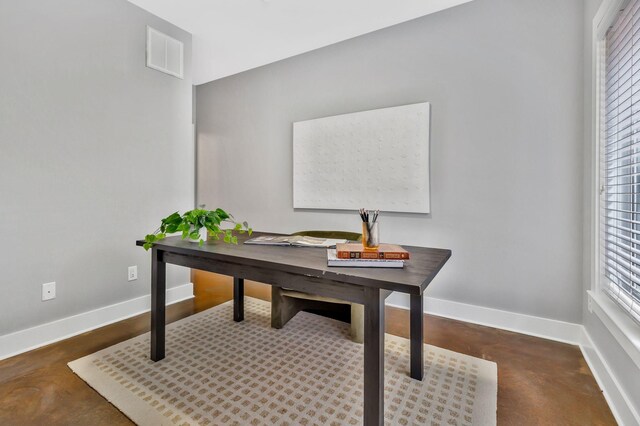 2003 Convent Pl Unit 6, Nashville, TN 37212 - home office with finished concrete flooring and baseboards