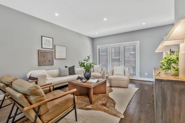 2003 Convent Pl Unit 6, Nashville, TN 37212 - living room featuring dark wood-style floors, baseboards, and recessed lighting