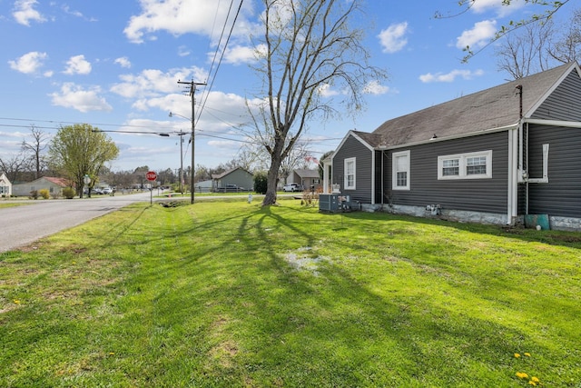 view of yard featuring central AC