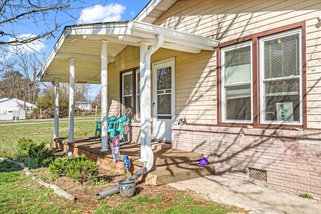 112 Shasteen St, Estill Springs, TN 37330 - view of exterior entry with covered porch