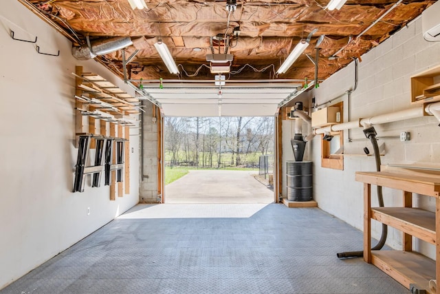 1106 Roseland Dr, Columbia, TN 38401 - view of garage
