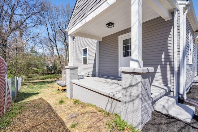 832 Richardson St, Clarksville, TN 37040 - view of side of property featuring fence