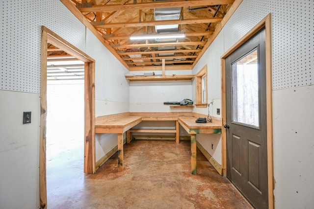 576 Ridgeway Dr, Sugar Tree, TN 38380 - below grade area with a workshop area