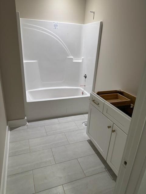 full bath featuring shower / tub combination