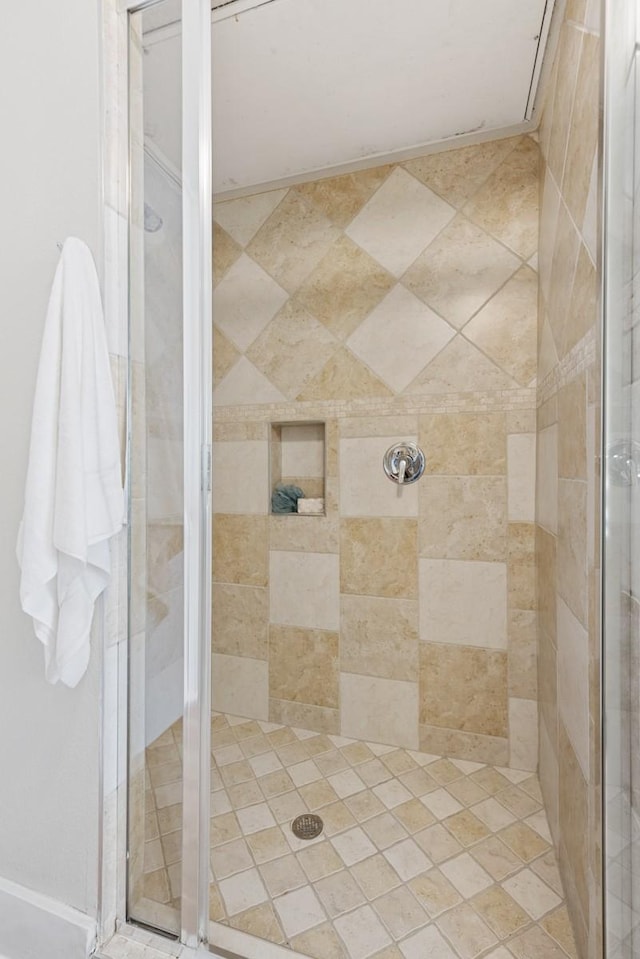 2600 Hillsboro Pike Unit 204, Nashville, TN 37212 - full bathroom featuring a shower stall