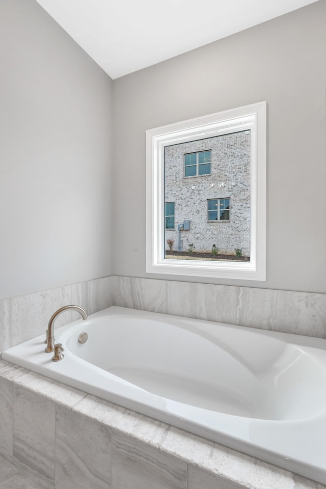 1121 Joe Martin Ln, Lebanon, TN 37087 - bathroom with a bath