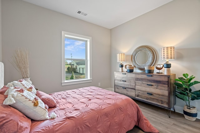 205 Charlotte Everly Cir, Hendersonville, TN 37075 - bedroom with wood finished floors and visible vents
