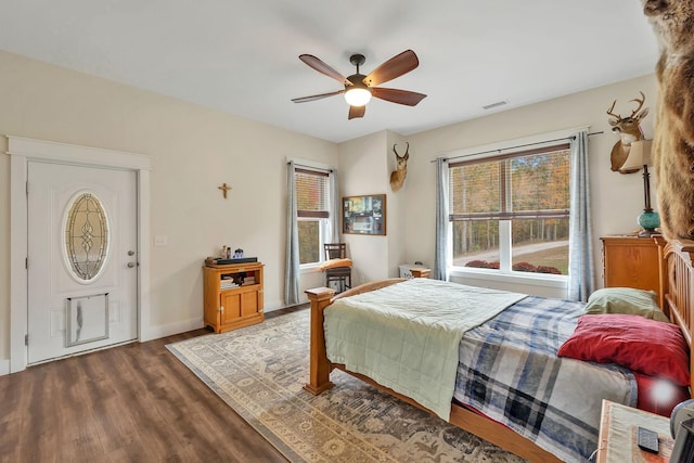 230 Anchor Dr, Waverly, TN 37185 - bedroom with a ceiling fan, wood finished floors, baseboards, and visible vents