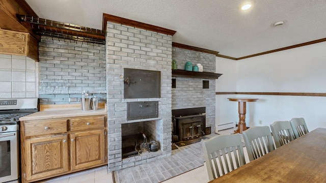 living area with light tile patterned flooring, a textured ceiling, crown molding, and a baseboard radiator