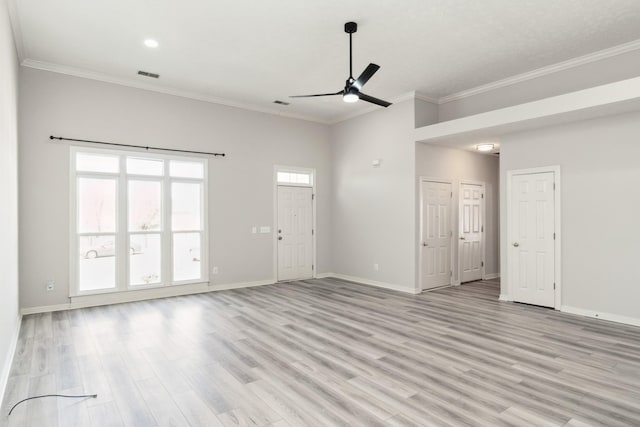102 Highland Rdg, Hendersonville, TN 37075 - unfurnished living room featuring light wood-type flooring, baseboards, visible vents, and a ceiling fan