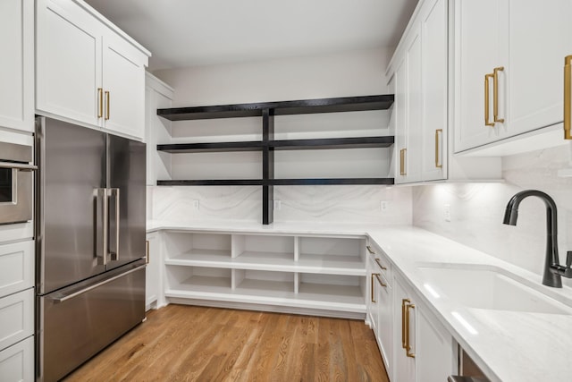 storage area featuring a sink