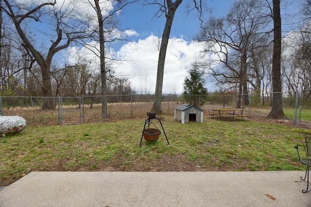 view of yard featuring a gate and fence