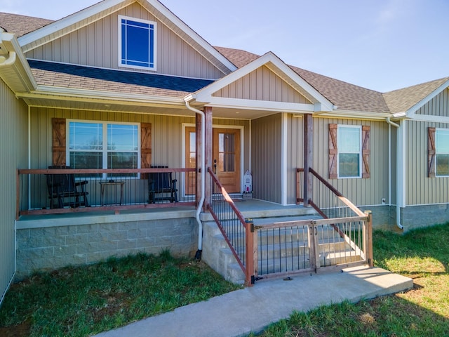 5113 Highland Lick Rd, Lewisburg, KY 42256 - view of front of property with a porch and roof with shingles