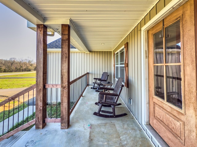 5113 Highland Lick Rd, Lewisburg, KY 42256 - view of patio featuring covered porch