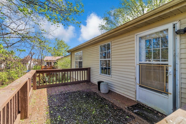 106 Hampton Dr, La Vergne, TN 37086 - view of deck