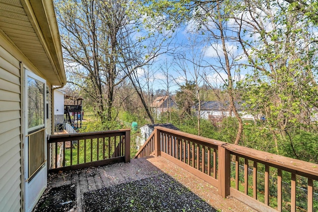 106 Hampton Dr, La Vergne, TN 37086 - view of wooden terrace