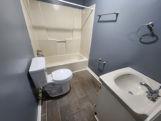 906 Edwards St, Madisonville, KY 42431 - bathroom with baseboards, shower / tub combination, toilet, and vanity
